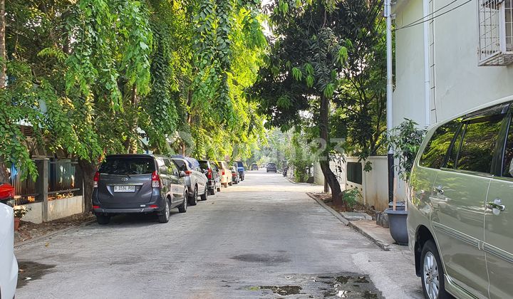 Rumah Murah Hitung Tanah di Jl. Kelapa Hibrida Jakarta Utara 2