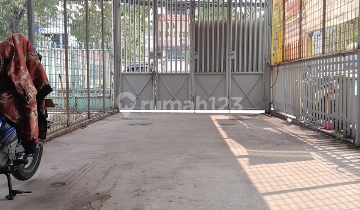 Ruko Super Strategis Bagus Hadap Jl Pangeran Jayakarta Jakarta 2