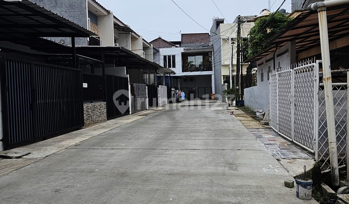 2-Story House SHM Minimal Renovation Gading Griya Lestari Jakarta 2