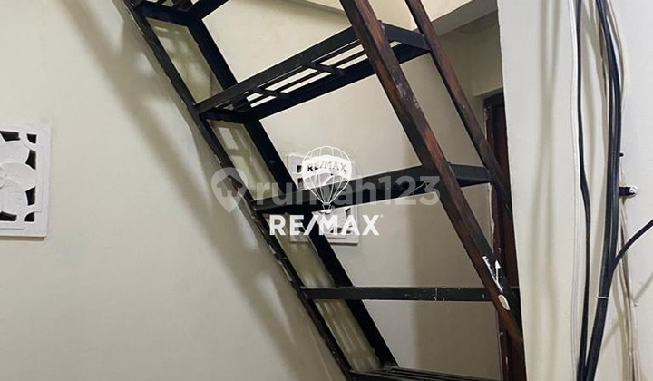 Rumah Hadap Utara 2,5 Lantai Summagung Kelapa Gading Dijual 2