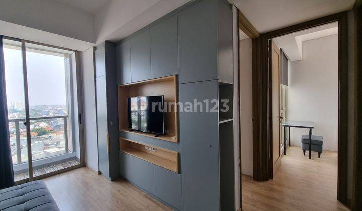 Apartemen Taman Anggrek Residence 2 BR Furnished Bagus, Sertifikat, Murah, Nego, Lantai Rendah 1