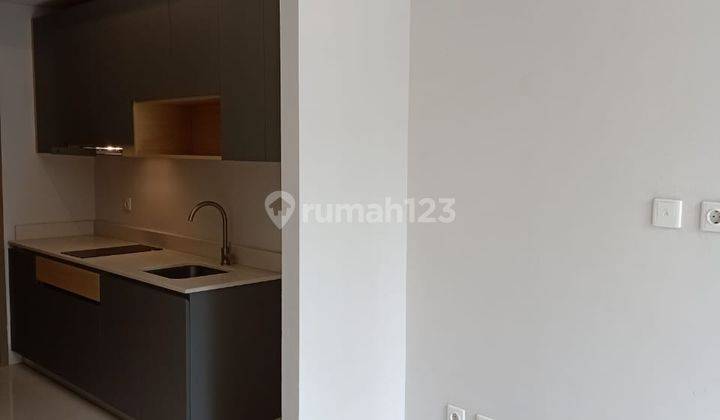 Apartemen Taman Anggrek Residence Studio, Unfurnished, MURAH  2