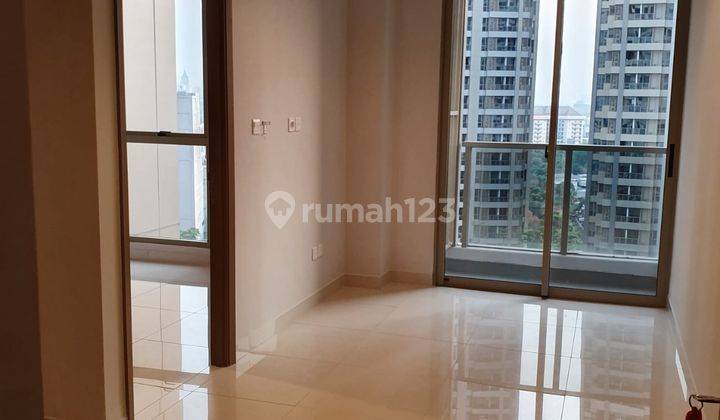 Apartemen Taman Anggrek Residence 1 BR Semi Furnished, Sertifikat 1