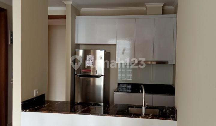 Dijual Taman Anggrek Residence 2 BR+1 Tower Azalea, Standar Developer, Middle Floor 2