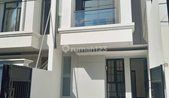 Rumah Mewah 2 Lantai Di Rungkut Harapan, Surabaya  1