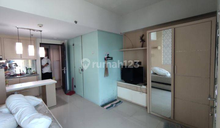 Apartemen City View The Square Bagus Full Furnished, Surabaya 2