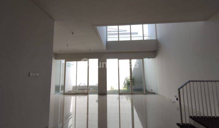 Rumah Wisata Bukit Mas, Grand Palais, Lebar 12