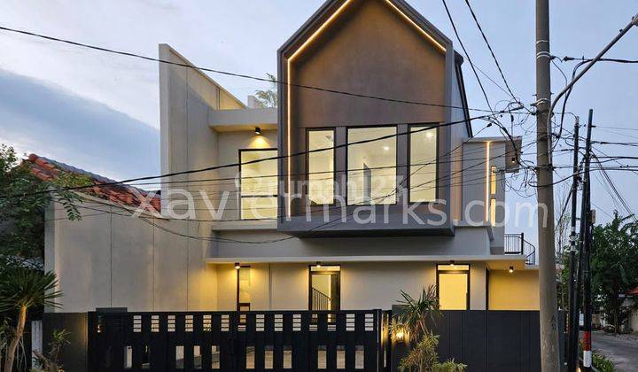 Rumah Hook Di Babatan Pantai Lokasi Premium  1