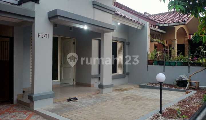 Disewakan Rumah Rapi Dan Siap Huni di Griya Loka 1.5 Ext Dv 3
