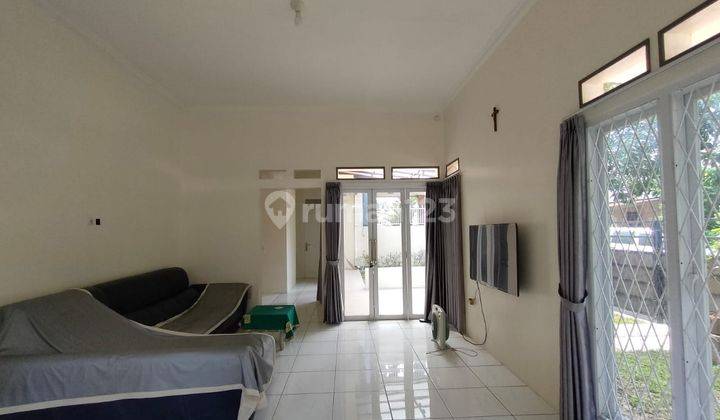 Rumah Bagus Hook Furnished di Bsd Nusaloka, Tangerang Yk 2