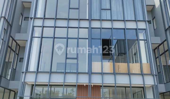 For Rent: 3-Story Shop House in Tabesport Tabebuya, BSD City (YK)