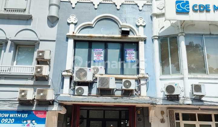 For Sale Barcelona 2-Story Shop House, Location Opposite BSD Modern Market (Yk) For Sale Barcelona 2-Story Shop House, Location Opposite BSD Modern Market (Yk)