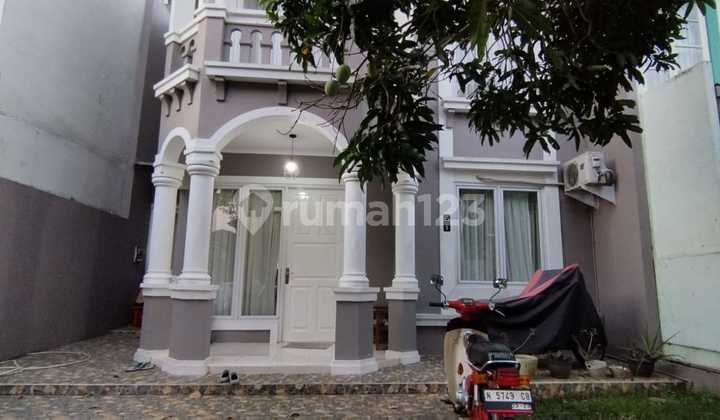 For sale, a 2-story ready-to-occupy house in Delatinos Cluster Mexicano, (FR). 2