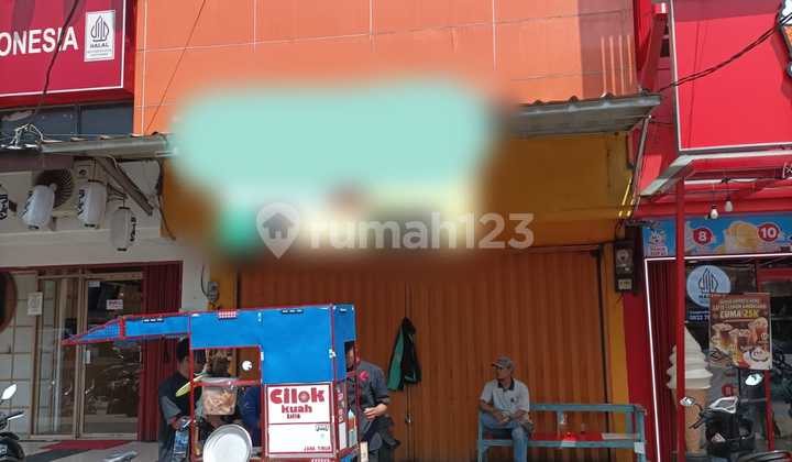 For rent: strategic shop house by the roadside in Pamulang, South Tangerang (DH) 1