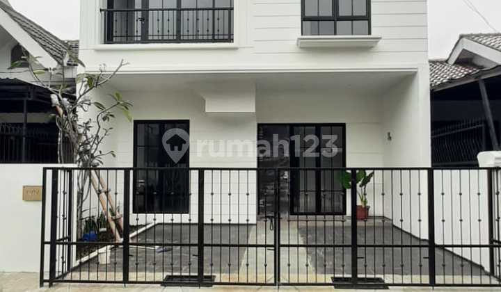 Dijual Rumah Baru 2 lantai, row jalan lebar di Nusaloka, BSD (AG)