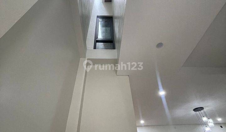 Dijual Rumah Baru 2 Lantai di Cluster Sevilla Bsd, Hd 2