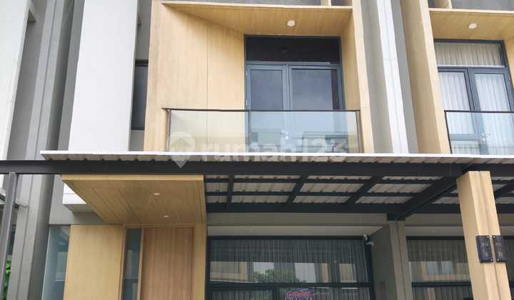 Disewakan Rumah Bagus di Tanakayu Cluster Svani, Bsd City (Yk)