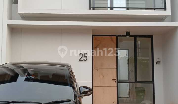 Dijual Rumah 2 lt di Lippo village, Cluster Cendana Cove JUL)