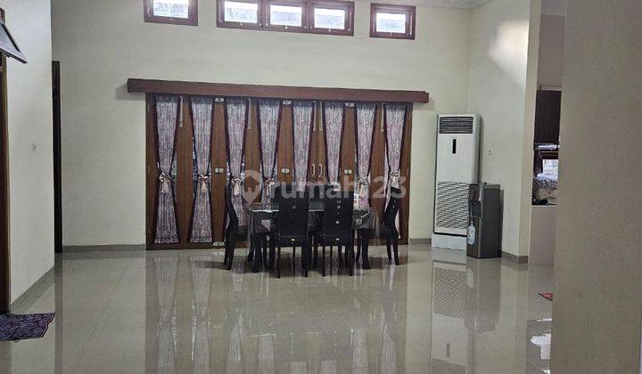 Dijual Rumah di Sumber, Banjarsari, Surakarta 2