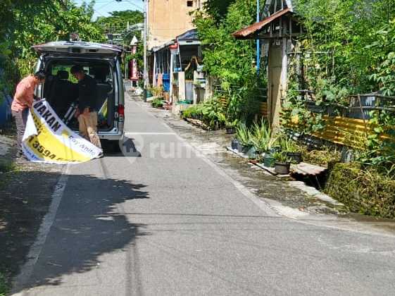 Tanah Pekarangan Hook Strategis Tengah Kota di Nusukan Solo