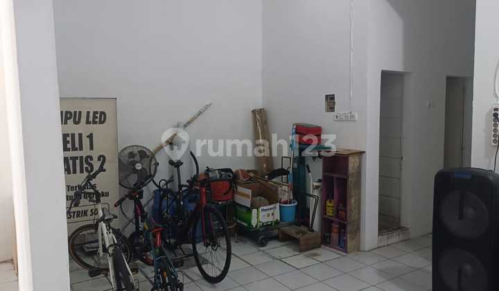 For Rent Shop House in Nusukan, Banjarsari 2