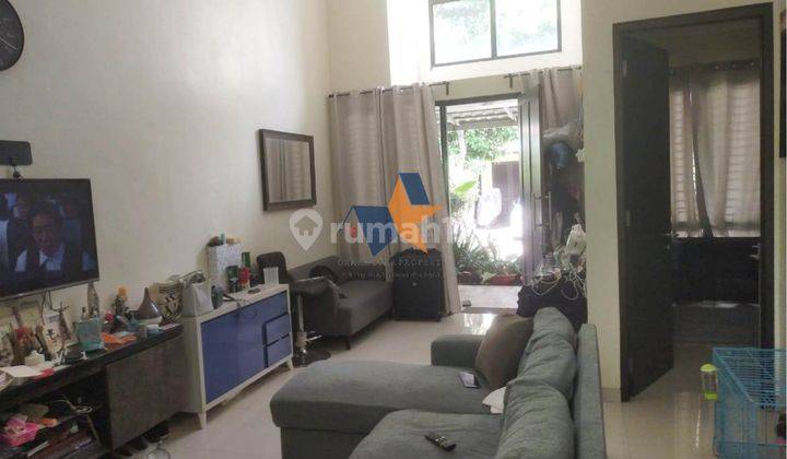 Dijual Rumah Cantik 1,5Lantai Siap Huni Graha Raya Bintaro  1