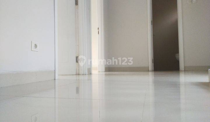 Turun Harga Lagi Butuh Rumah Cantik 2Lantai - Graha Raya Bintaro  2