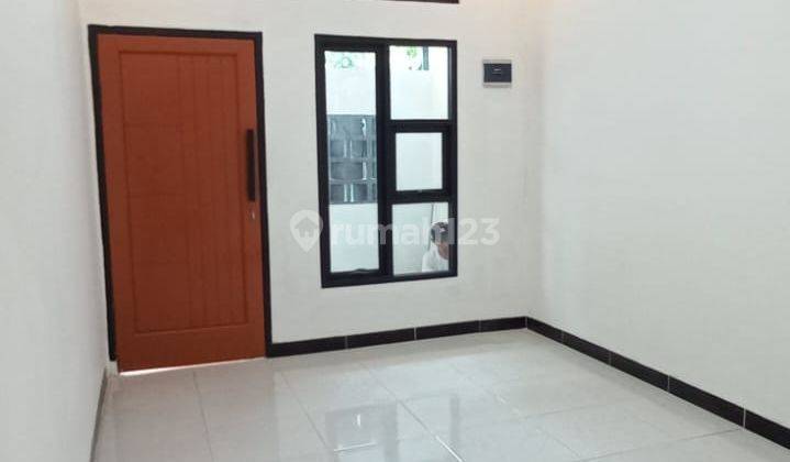 Dijual Rumah Cantik di Belakang Grand Batavia Pasar Kemis  1