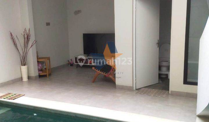 Rumah Modern Minimalis Swimming Pool 2 Lantai Melati Mas Serpong Tangerang  1