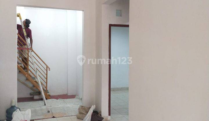 Dijual Rumah Siap Huni 1,5Lantai Graha Raya Bintaro  2