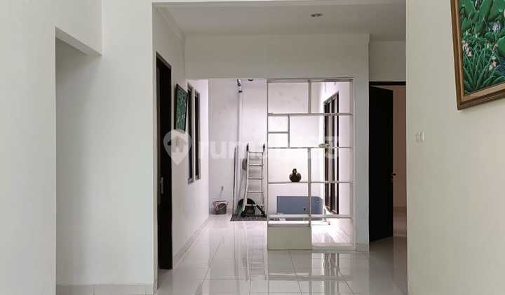 Dijual Cepat Rumah Depan Taman Cluster Premium Melia Graha Raya Bintaro 2