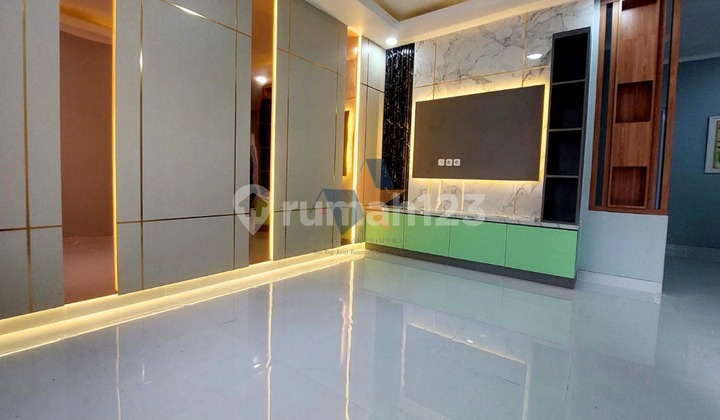 Dijual CEPAT Rumah Mewah di Dalam Cluster Serpong Utara Tangerang Selatan 