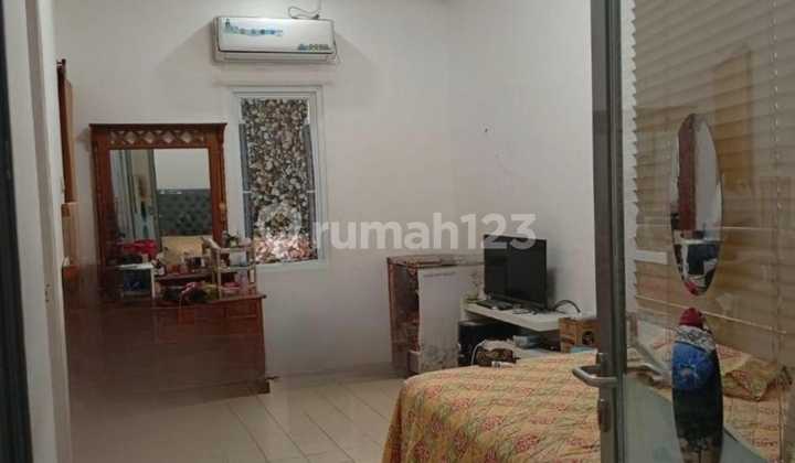 Cheap Again, Ma'am!!! Graha Bintaro House - A Step Away to Parigi Bintaro Toll Road