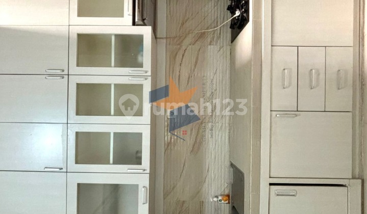 Dijual Rumah 2,5Lantai Siap Huni Semi Furnished Graha Raya Bintaro