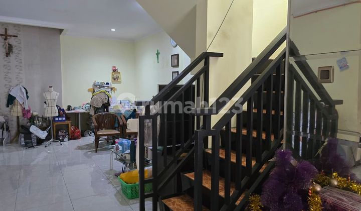Dijual Rumah 2 Lantai di Jl Utama - Cluster Graha Raya Bintaro Dijual Rumah 2 Lantai di Jl Utama - Cluster Graha Raya Bintaro