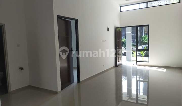Cheap SALE Beautiful Minimalist House Ready to Occupancy Graha Raya Bintaro 1