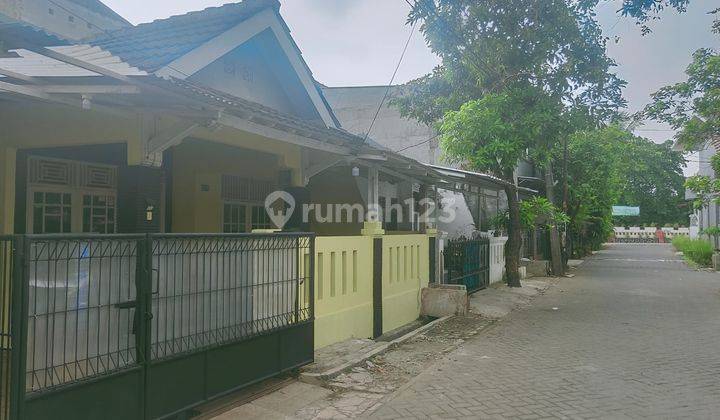 Dijual Cepat Rumah di Perumahan Ciledug Tangerang Lokasi Jalan Utama  1