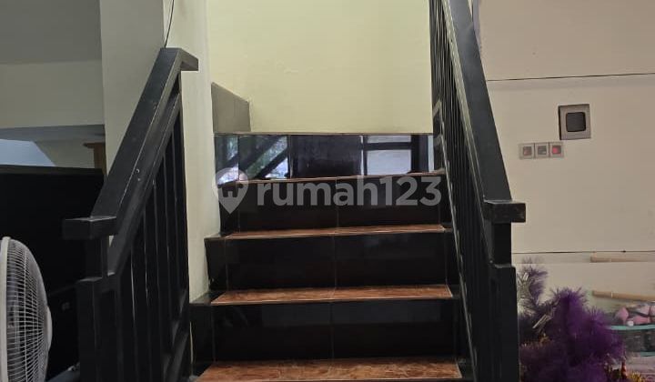 Dijual Rumah 2 Lantai di Jl Utama - Cluster Graha Raya Bintaro