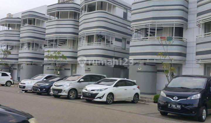 Dijual Murah Rumah Kost 3 Lantai Vanya Park BSD City Tangerang  1