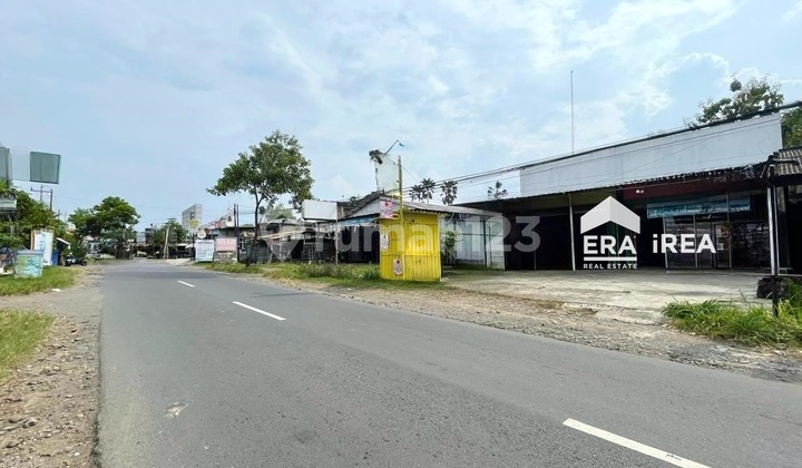 Ready-to-Use Commercial Space for Sale in Boyolali Ready-to-Use Commercial Space for Sale in Boyolali