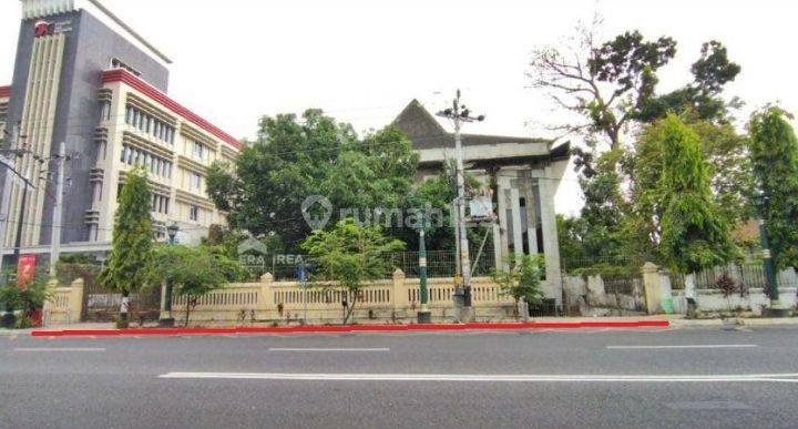 Jual Gedung Strategis Pusat Kota Jogja, Dekat Tugu, Depan Phoenix 1