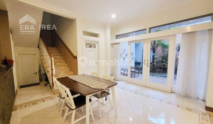 Sewa Rumah Mewah Furnish Solo Kota di Purwosari, Laweyan, Manahan 6