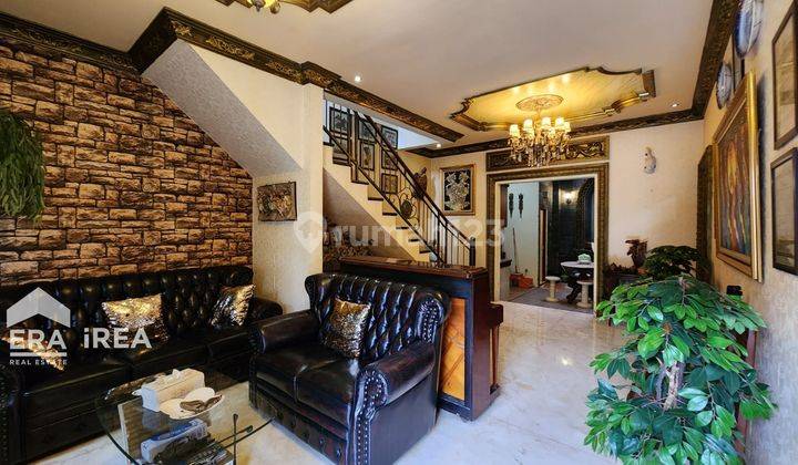 Rumah Megah Full Furnished di Tohudan Colomadu Solo Barat