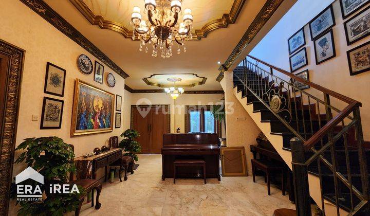 Rumah Megah Full Furnished di Tohudan Colomadu Solo Barat