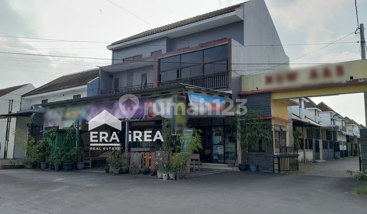 For Sale: Ready-to-Occupy Shophouse in Kartasura Solo For Sale: Ready-to-Occupy Shophouse in Kartasura Solo