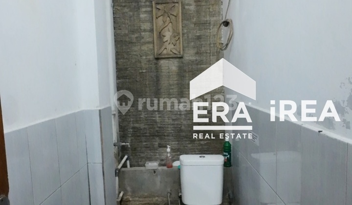 For Sale Strategic 3-Story Shophouse in Solo Baru Business Center Area 2