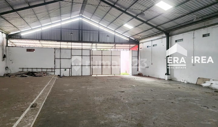 Warehouse for Rent Cheap Near Superindo Colomadu West Solo