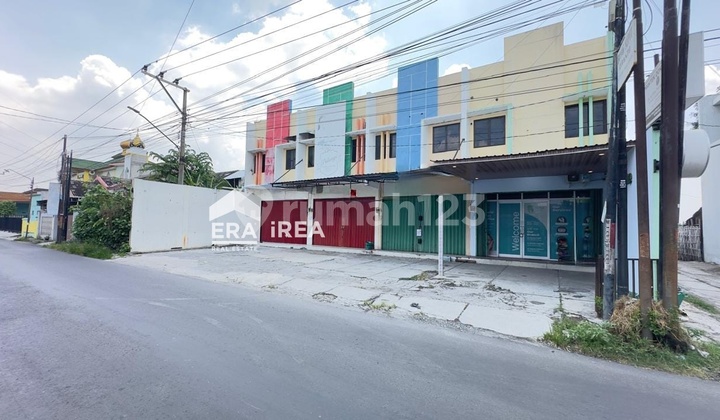 Affordable 2-Story Shophouse in Colomadu Solo, Near Manahan Stadium