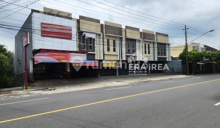 Strategic Commercial Building for Sale, Ready to Use in Solo Sumber 2