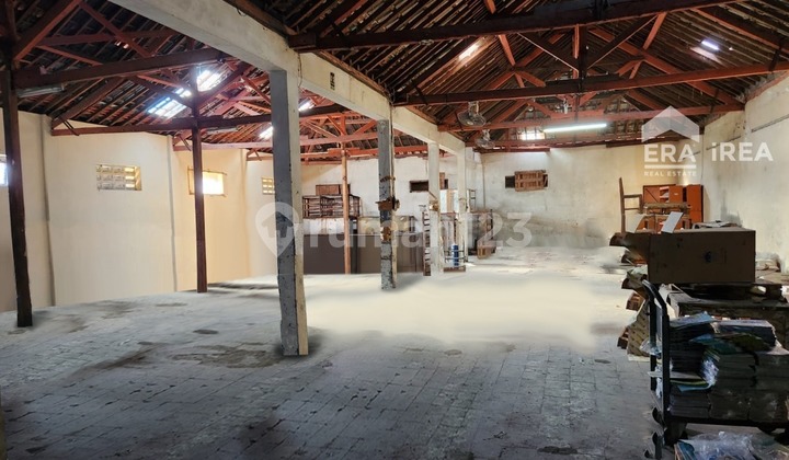 Warehouse for Sale, Ready to Use, Waringinrejo Area, Solo. Warehouse for Sale, Ready to Use, Waringinrejo Area, Solo.